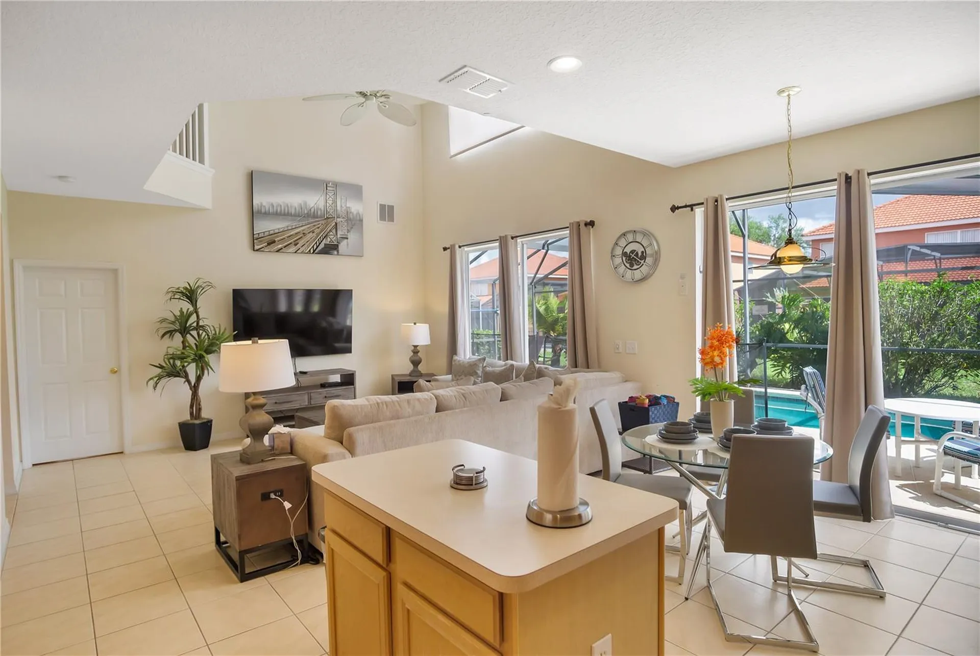 134 Sevilla Avenue Davenport FL 33897