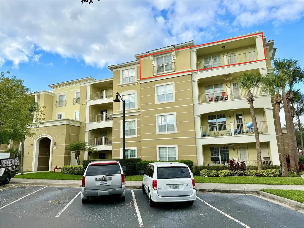 5049 Shoreway Loop Orlando FL 32819