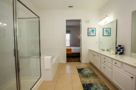 5049 Shoreway Loop Orlando FL 32819