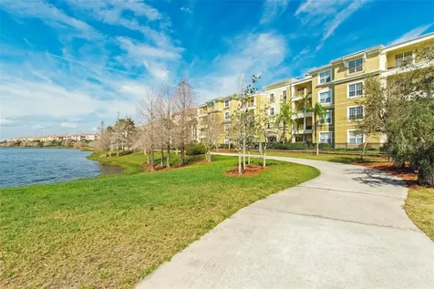 5049 Shoreway Loop Orlando FL 32819