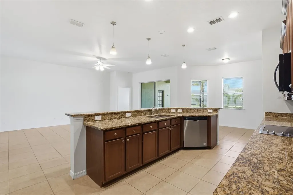 5402 Coral Shell Way Apollo Beach FL 33572