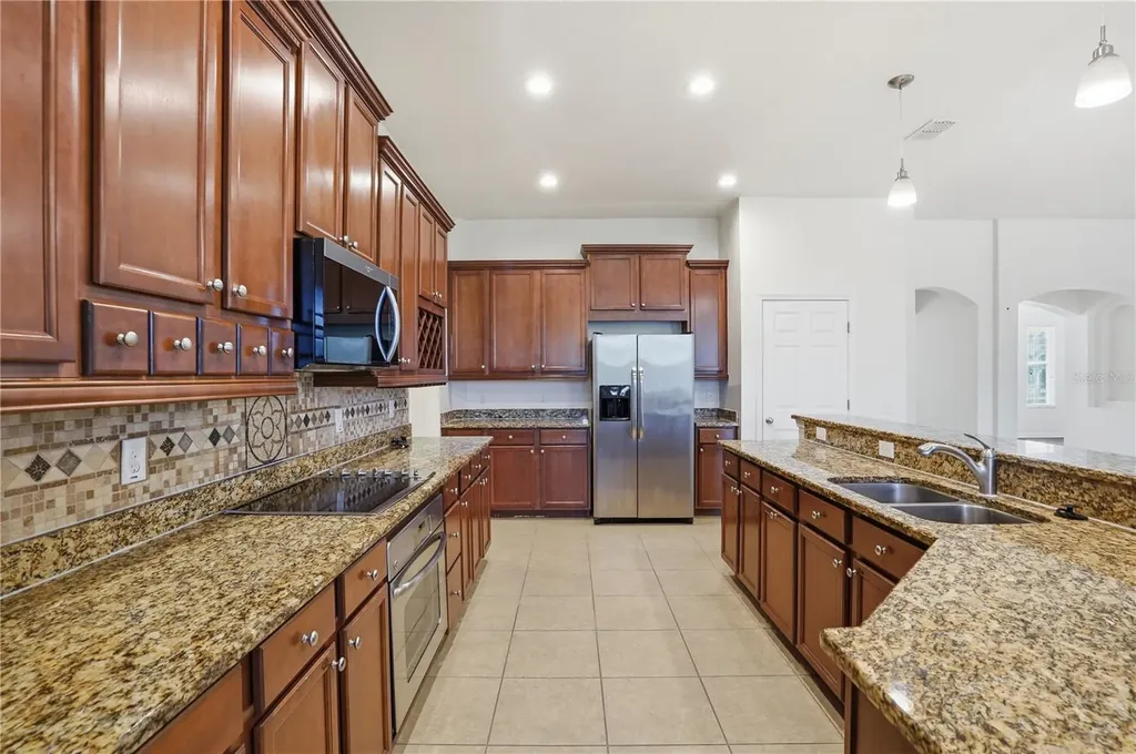 5402 Coral Shell Way Apollo Beach FL 33572