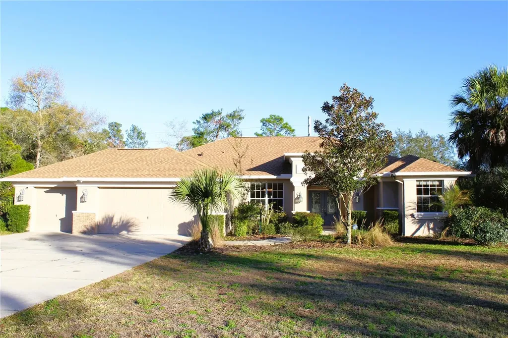 8476 Madrid Road Weeki Wachee FL 34613