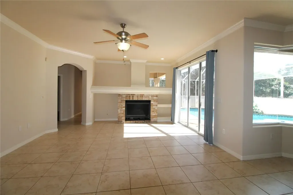 8476 Madrid Road Weeki Wachee FL 34613