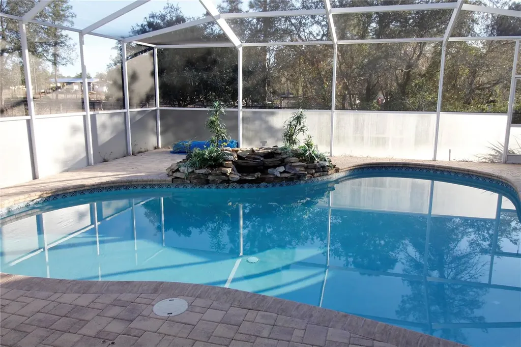 8476 Madrid Road Weeki Wachee FL 34613