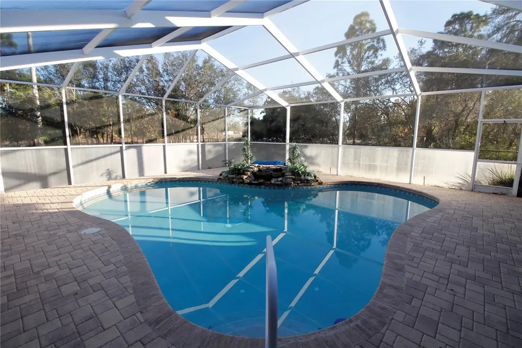 8476 Madrid Road Weeki Wachee FL 34613