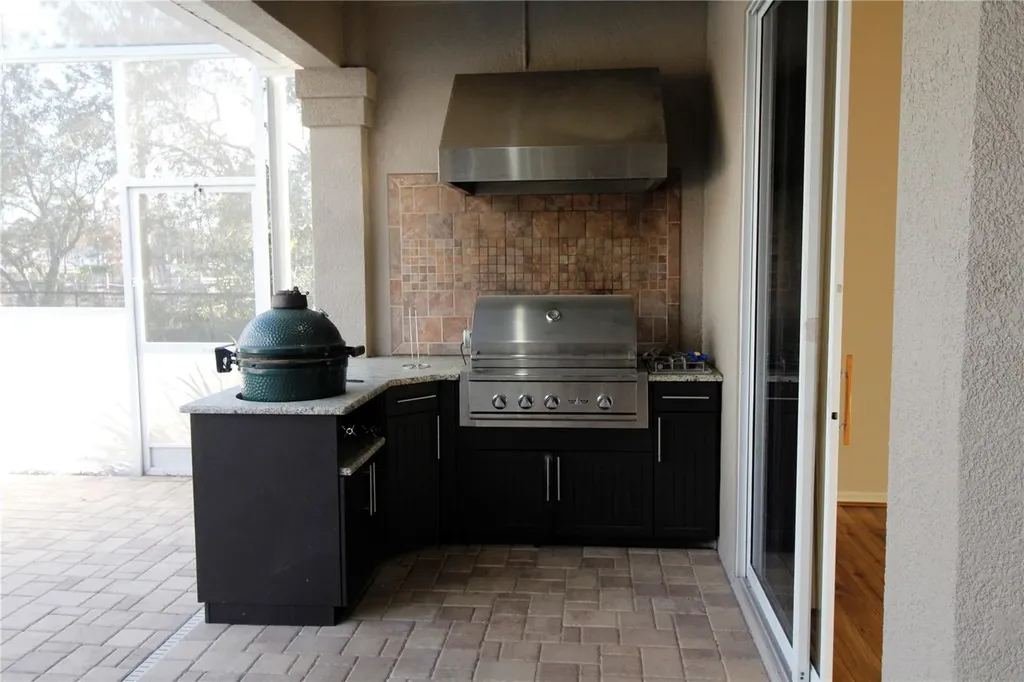 8476 Madrid Road Weeki Wachee FL 34613