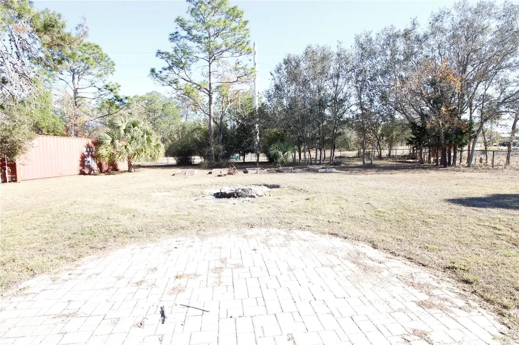 8476 Madrid Road Weeki Wachee FL 34613