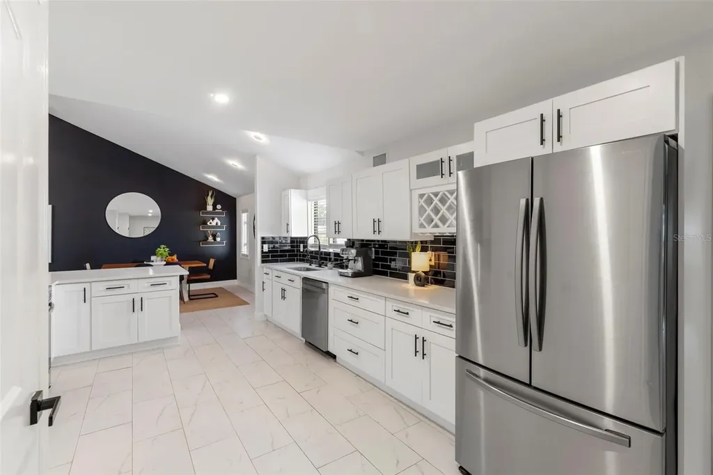 1008 Michigan Boulevard Dunedin FL 34698