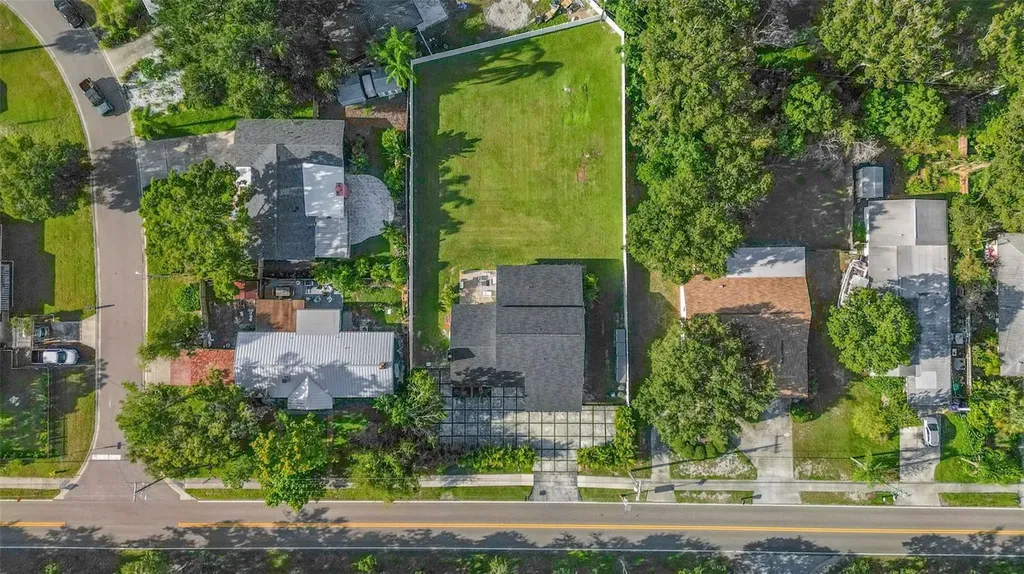 1008 Michigan Boulevard Dunedin FL 34698