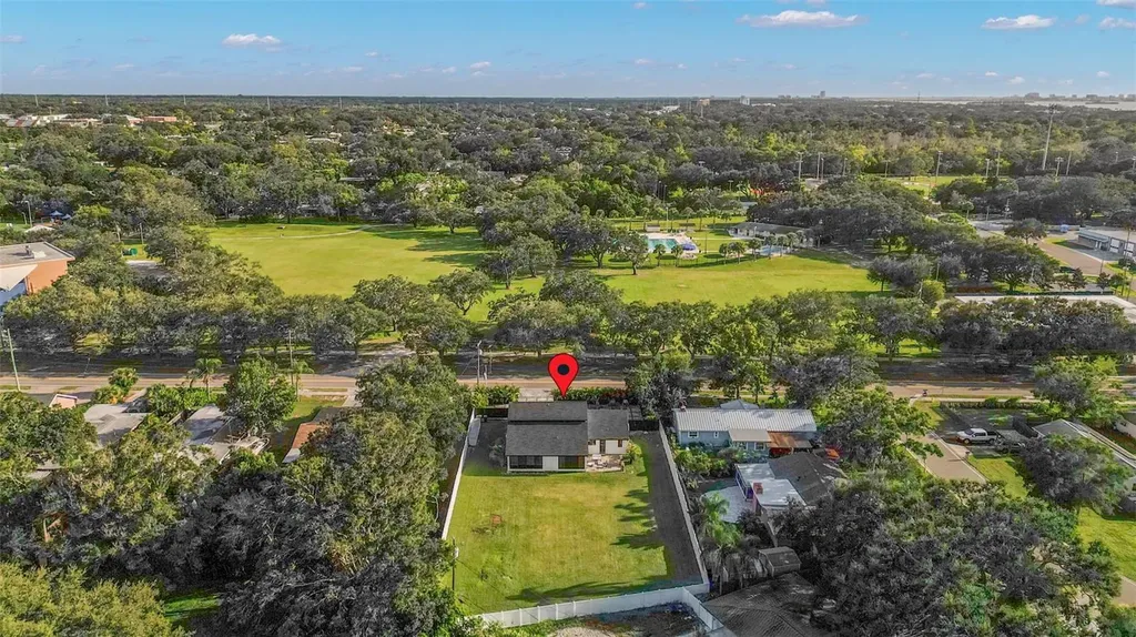 1008 Michigan Boulevard Dunedin FL 34698