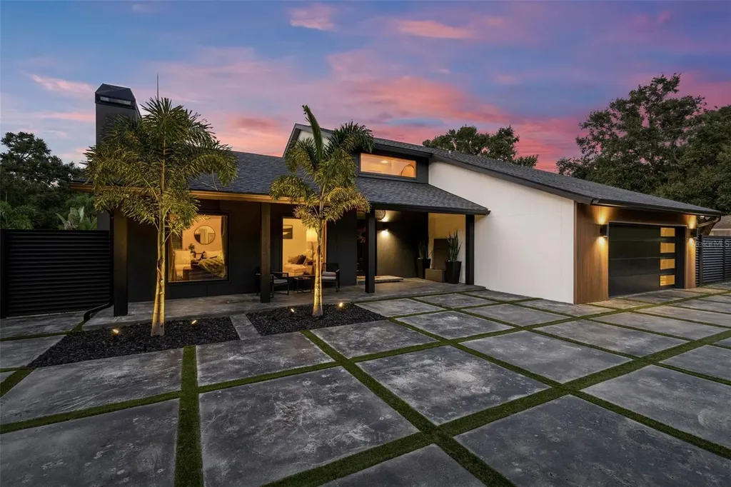 1008 Michigan Boulevard Dunedin FL 34698