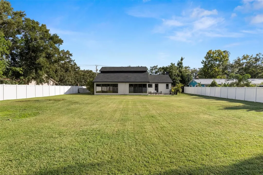 1008 Michigan Boulevard Dunedin FL 34698