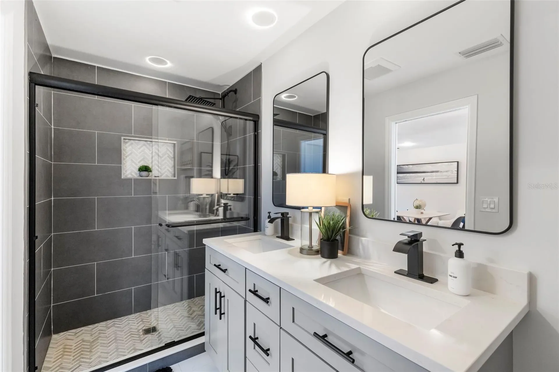1008 Michigan Boulevard Dunedin FL 34698