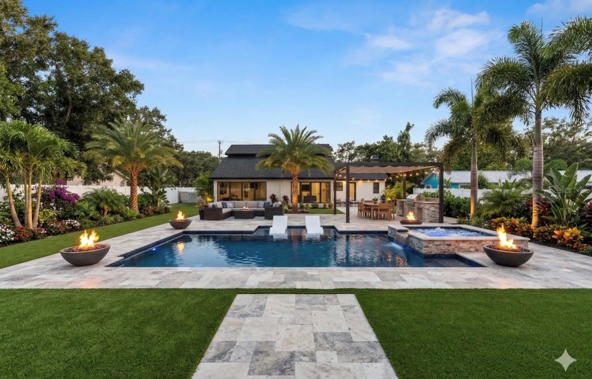1008 Michigan Boulevard Dunedin FL 34698