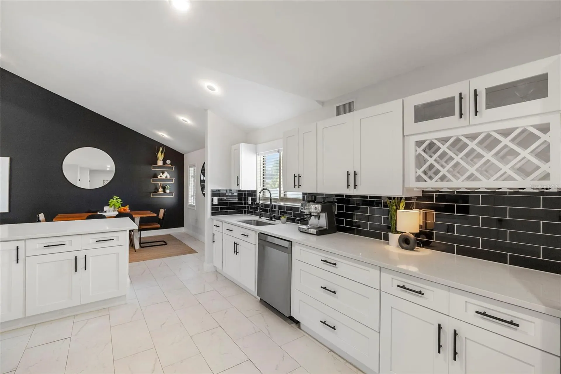 1008 Michigan Boulevard Dunedin FL 34698