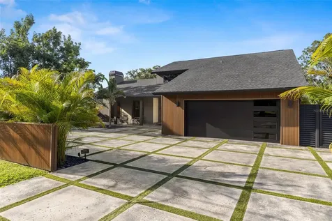 1008 Michigan Boulevard Dunedin FL 34698