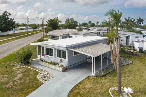 504 50th Avenue Dr W Bradenton FL 34207