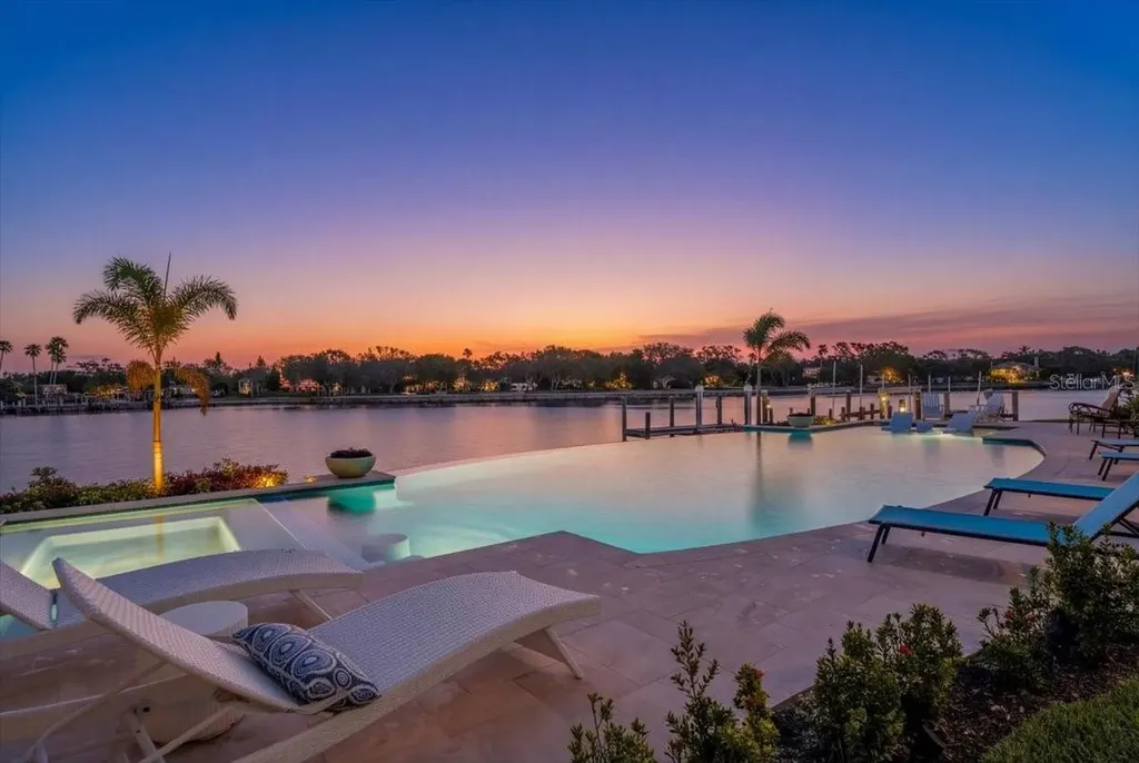 315 S Shore Drive Sarasota FL 34234