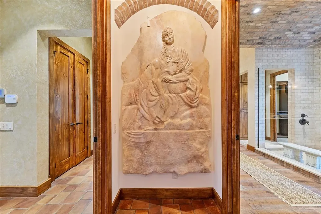 315 S Shore Drive Sarasota FL 34234