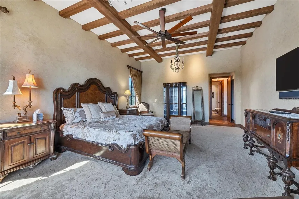 315 S Shore Drive Sarasota FL 34234