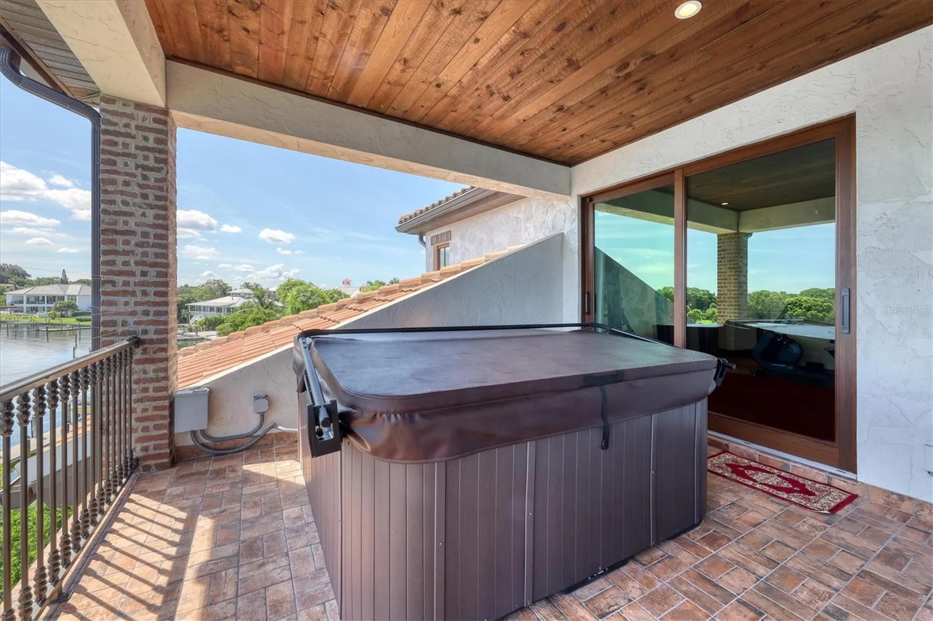 315 S Shore Drive Sarasota FL 34234
