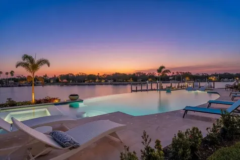 315 S Shore Drive Sarasota FL 34234