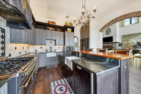 315 S Shore Drive Sarasota FL 34234