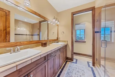 315 S Shore Drive Sarasota FL 34234
