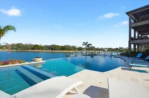 315 S Shore Drive Sarasota FL 34234