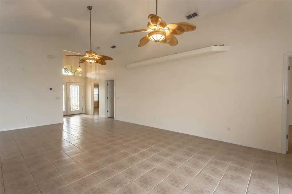 21 Comanche Court Palm Coast FL 32137