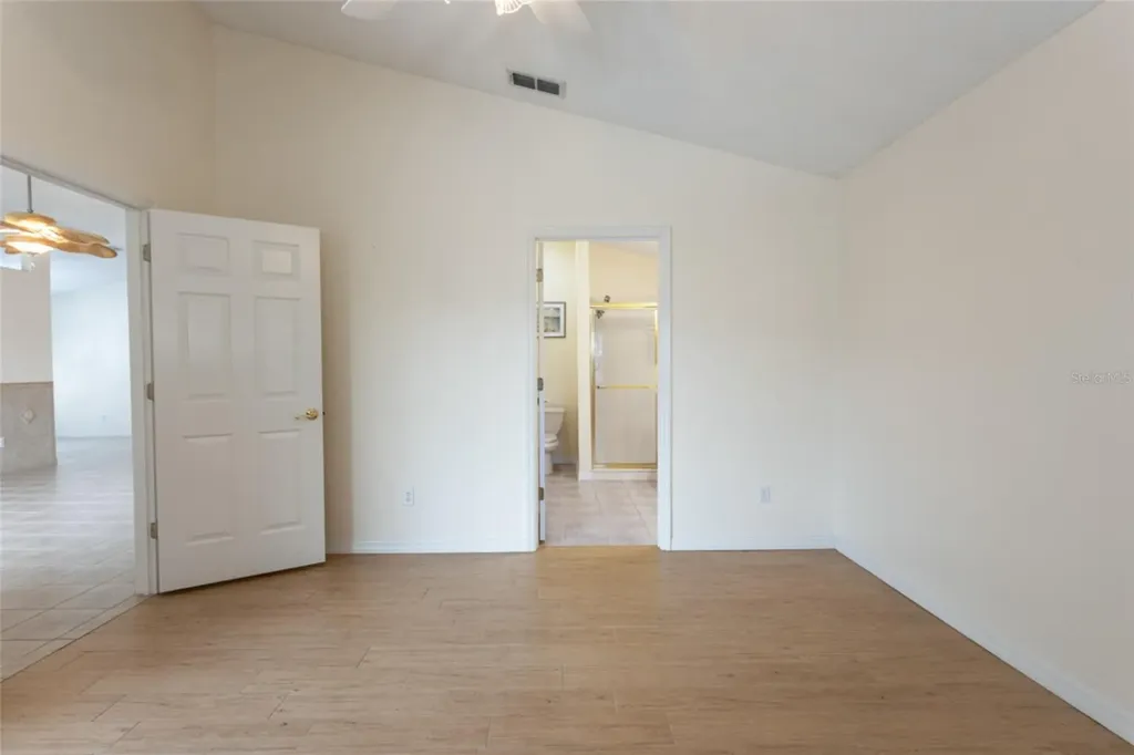 21 Comanche Court Palm Coast FL 32137