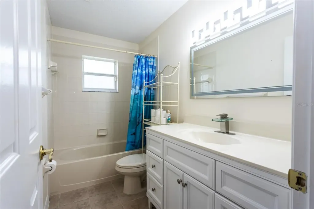 21 Comanche Court Palm Coast FL 32137