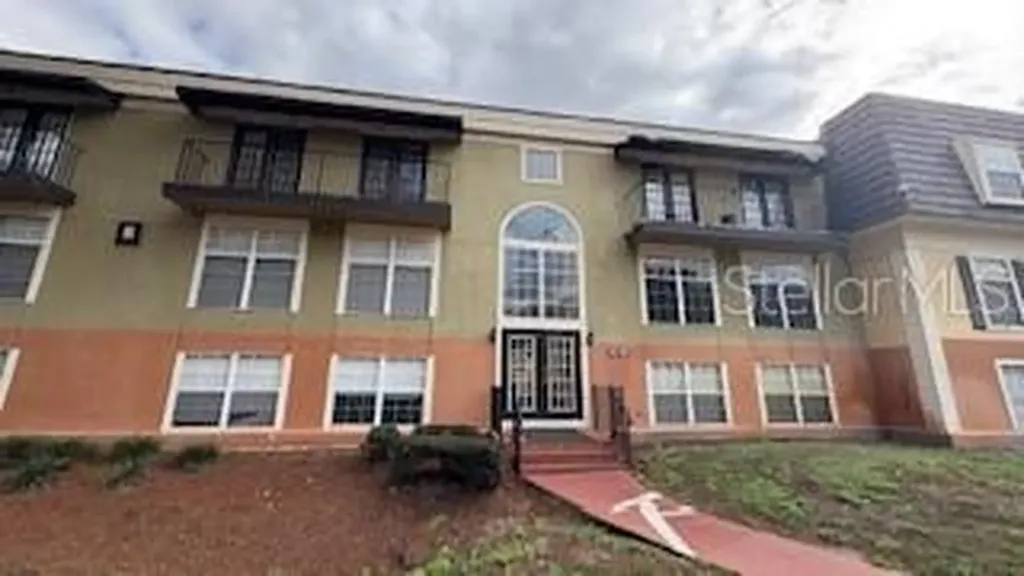 3956 Versailles Drive Orlando FL 32808