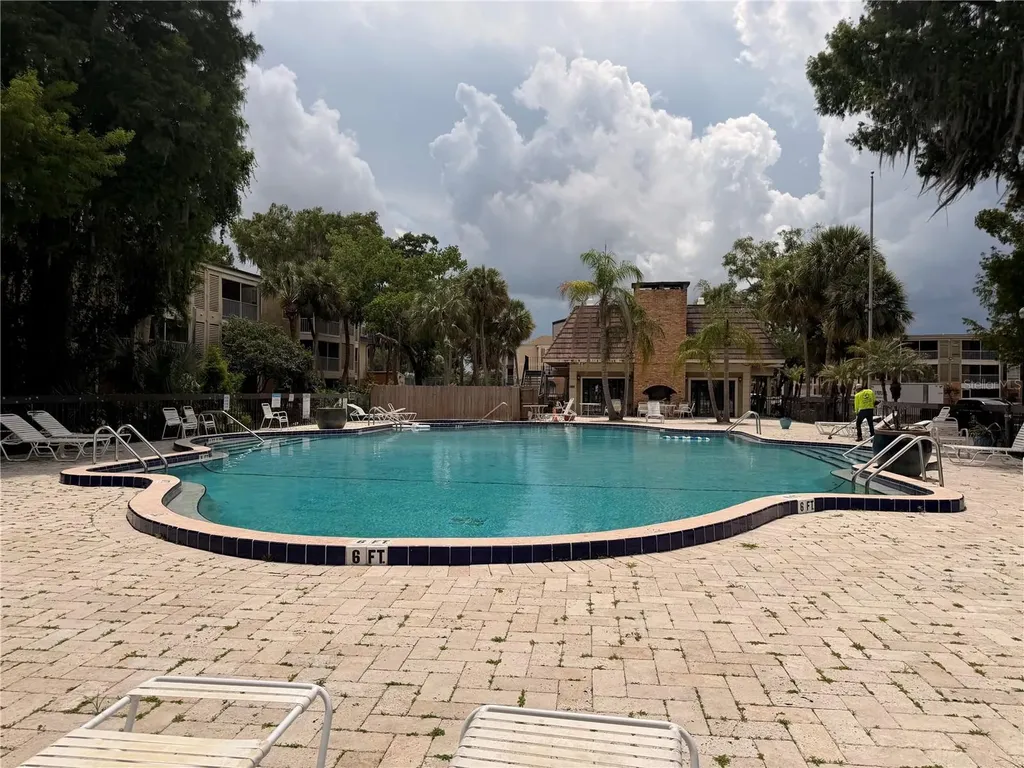 3956 Versailles Drive Orlando FL 32808