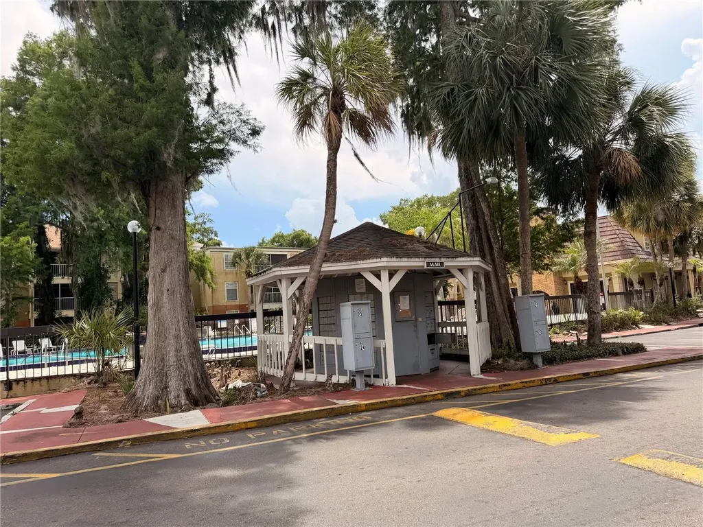 3956 Versailles Drive Orlando FL 32808