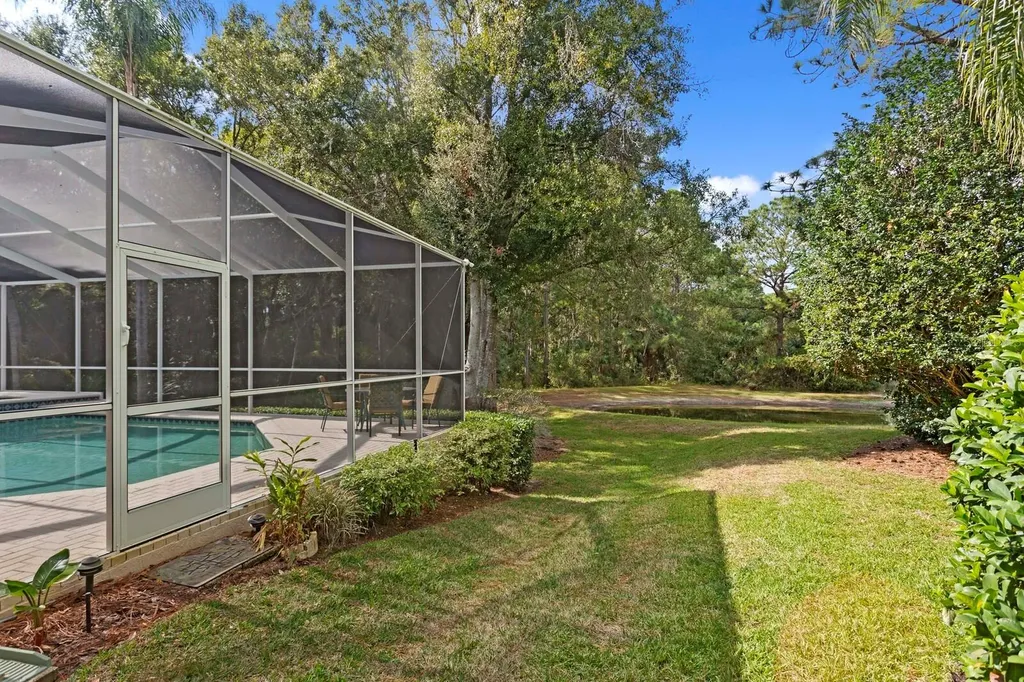 17716 Nathans Drive Tampa FL 33647
