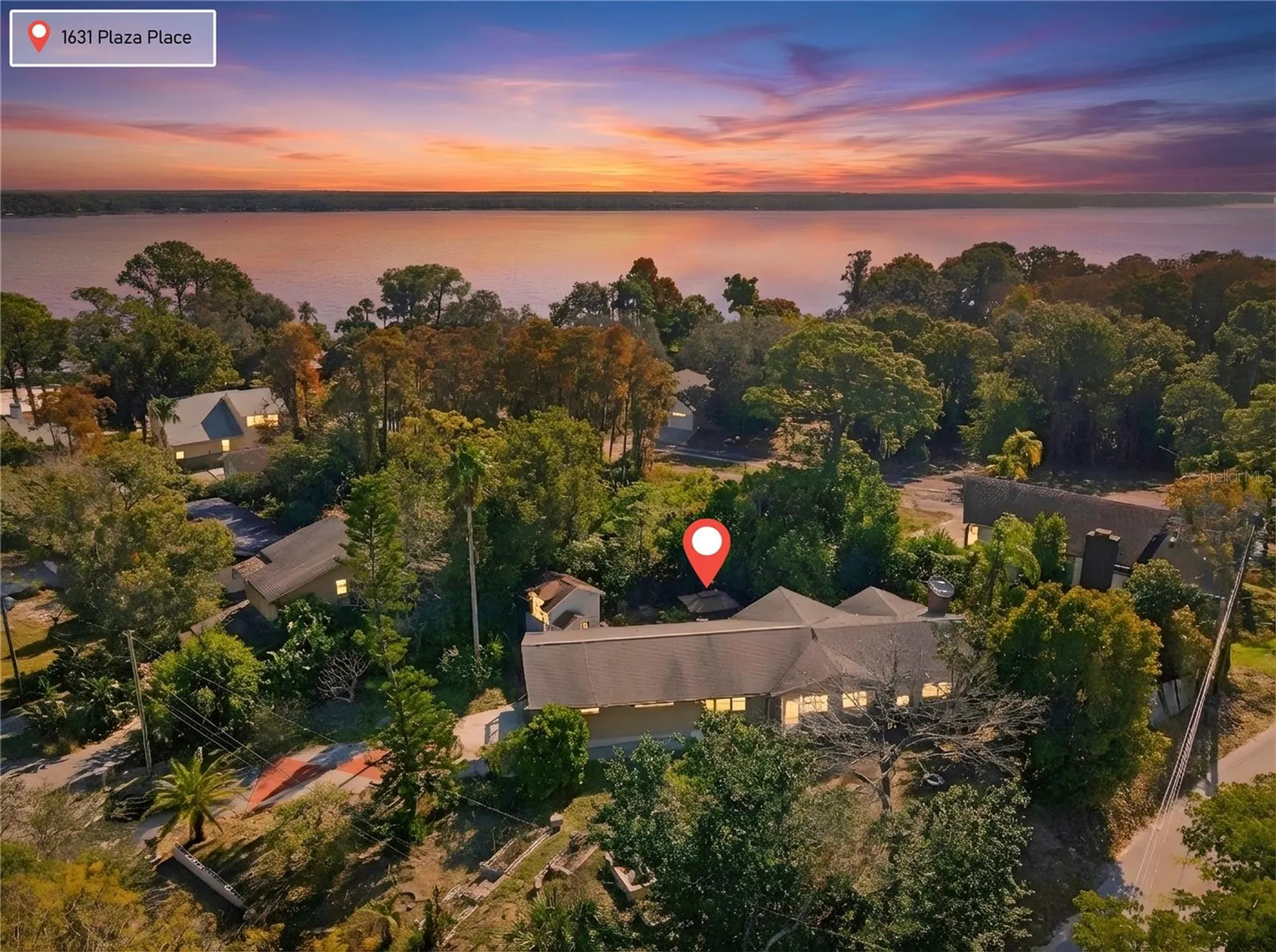1631 Plaza Place Tarpon Springs FL 34689