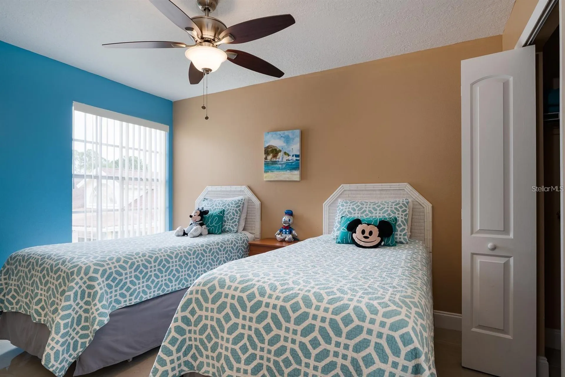 5012 Laguna Bay Circle Kissimmee FL 34746