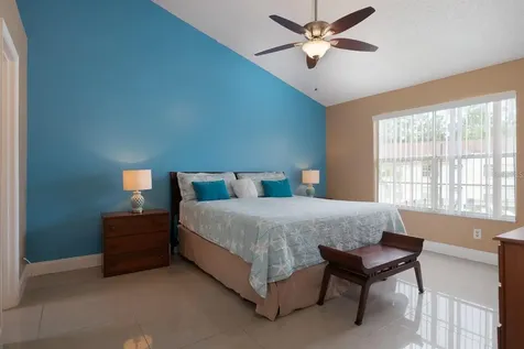 5012 Laguna Bay Circle Kissimmee FL 34746