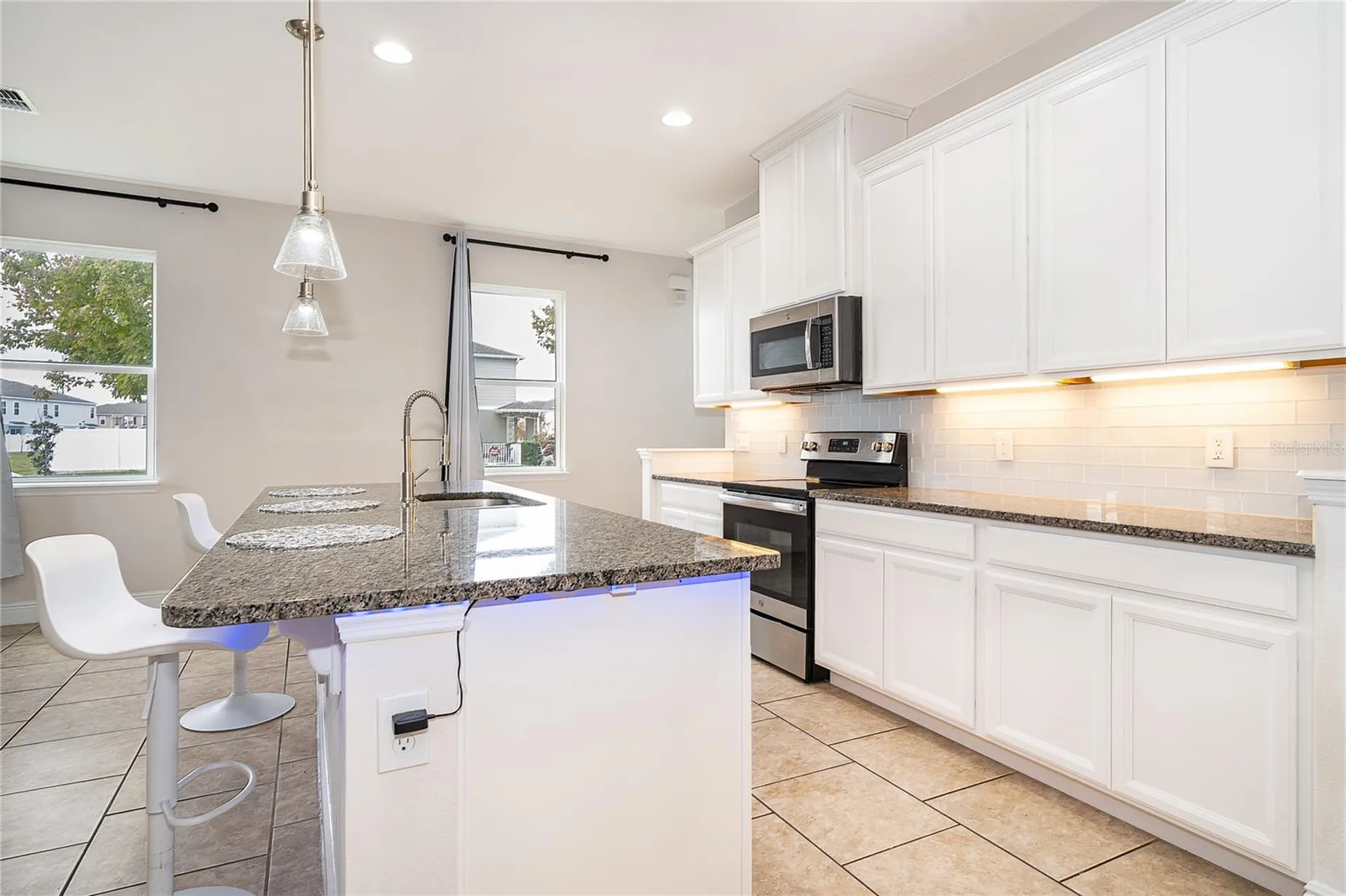 2737 Pleasant Cypress Circle Kissimmee FL 34741
