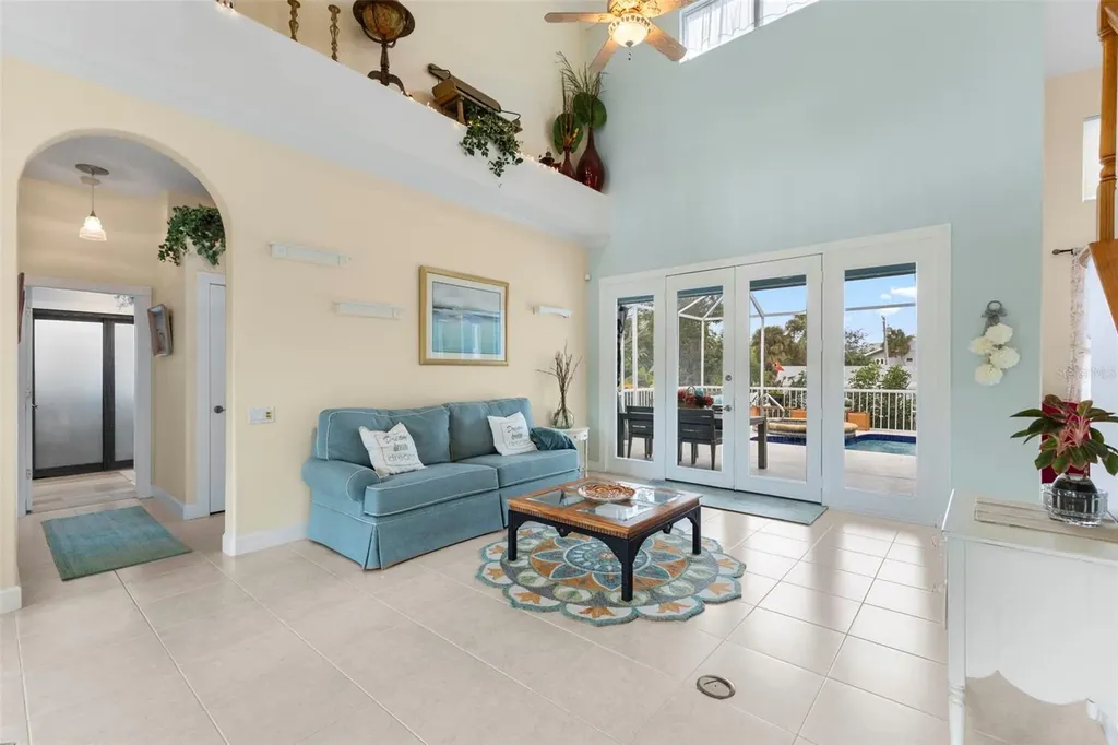 5334 Calle Florida Sarasota FL 34242
