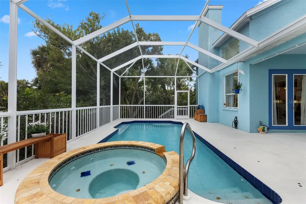 5334 Calle Florida Sarasota FL 34242
