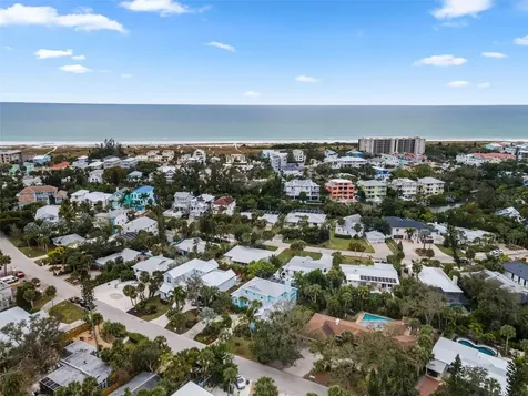 5334 Calle Florida Sarasota FL 34242