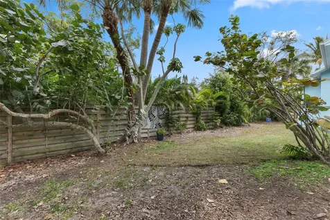 5334 Calle Florida Sarasota FL 34242