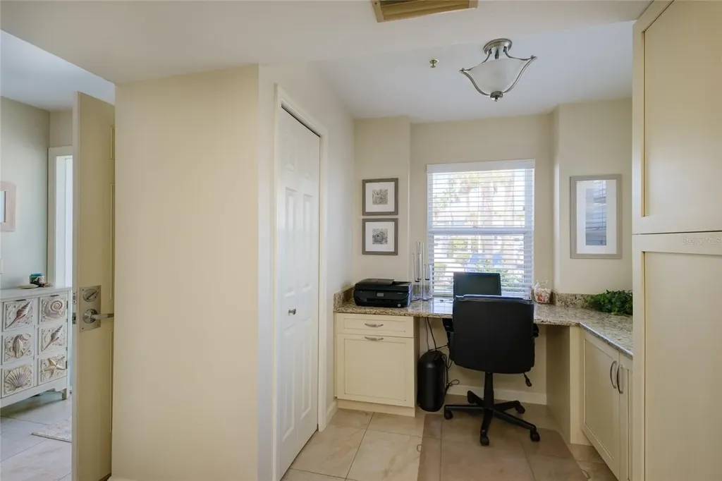 1220 Siesta Bayside Drive Sarasota FL 34242