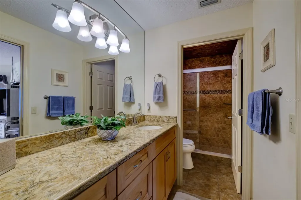 1220 Siesta Bayside Drive Sarasota FL 34242
