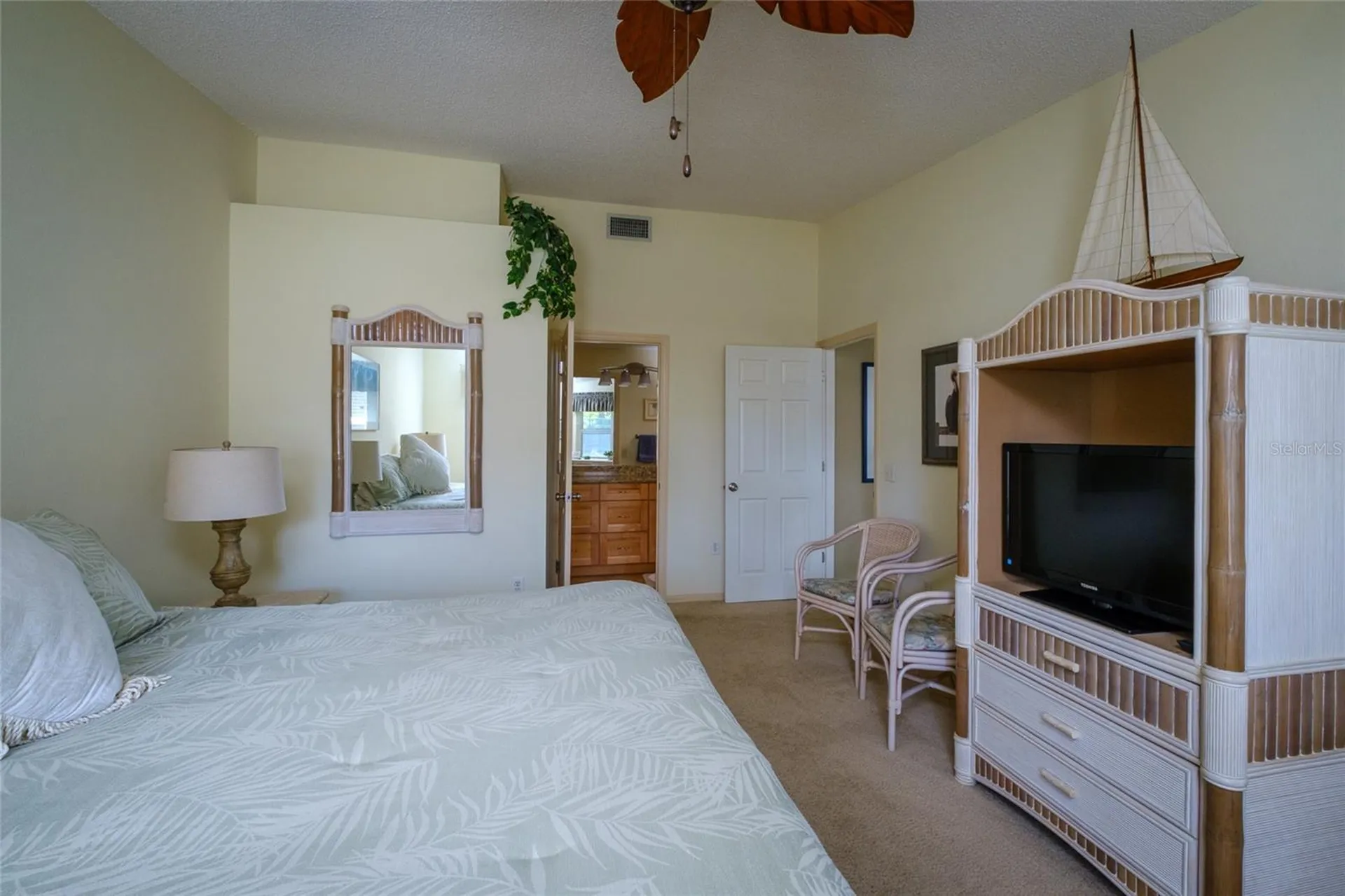 1220 Siesta Bayside Drive Sarasota FL 34242