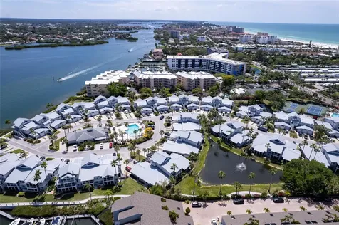 1220 Siesta Bayside Drive Sarasota FL 34242