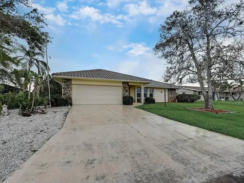 10 Stone Mountain Boulevard Englewood FL 34223